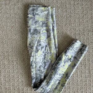 Lululemon leggings size 4